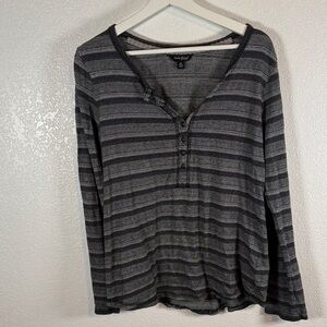 Lucky Brand Gray Black Printed Henley Metal Buttons Boho Size XL